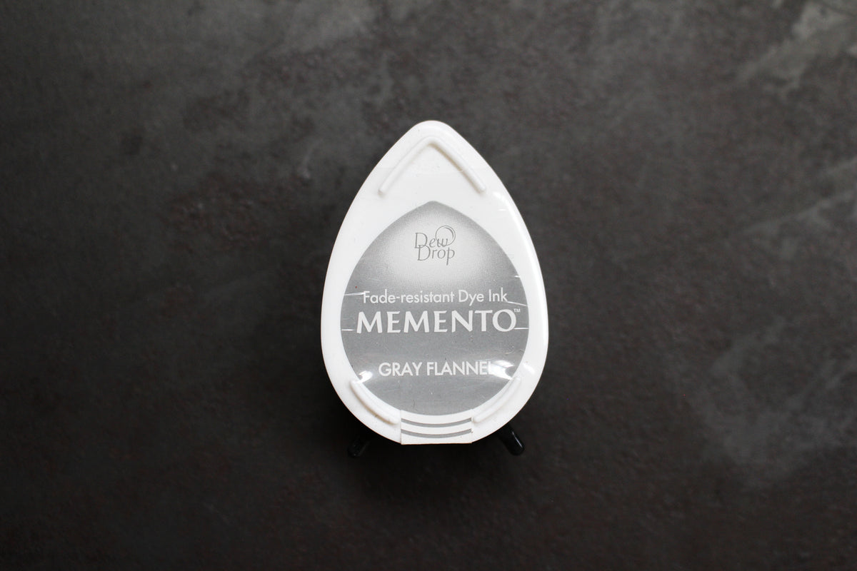 Tsukineko Memento Ink Pad Gray Flannel 